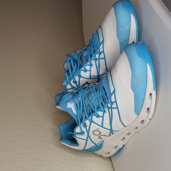 On Cloud CloudTec running shoes LIMITED EDITION - Picture 3 of 5